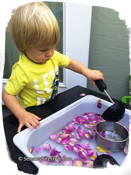 18 month old toddler activities: Flower bath